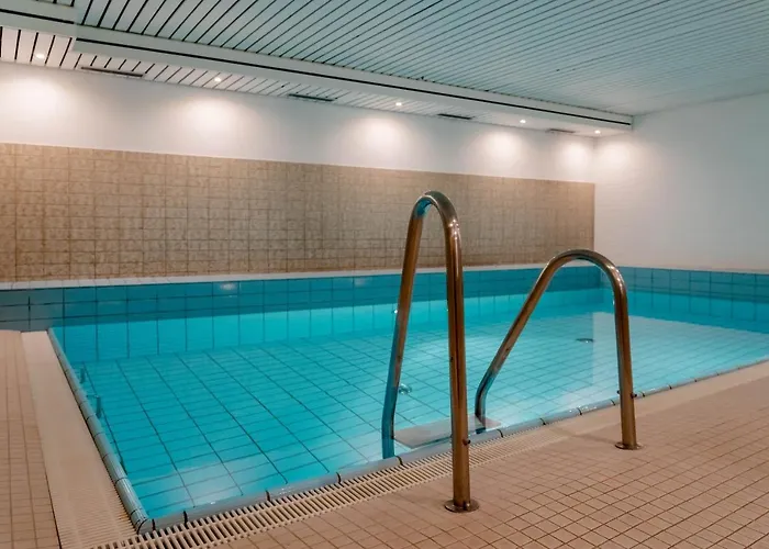 Hues De Karming Westerland